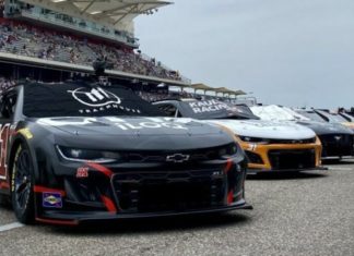 Как выступили Райкконен и Баттон в гонке NASCAR в Остине?