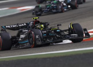 Крейг Скарборо назвал два варианта решения проблем команды Mercedes