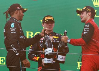 Лео Туррини отреагировал на слова о переходе Хэмилтона в Ferrari