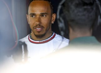 Льюис Хэмилтон: Маси в паддоке? Мне не о чем говорить с ним