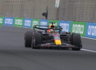 Макс Ферстаппен стал быстрейшим в третьей тренировке Гран При Саудовской Аравии, Фернандо Алонсо — третий