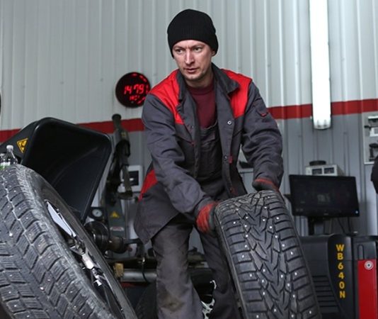 Москвичам дали рекомендации по замене зимней резины на летнюю