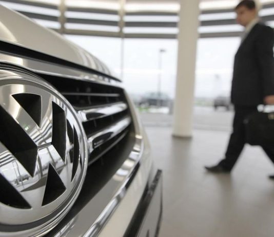 «Нет шансов на возобновление производства машин в России». Как уйдет VW