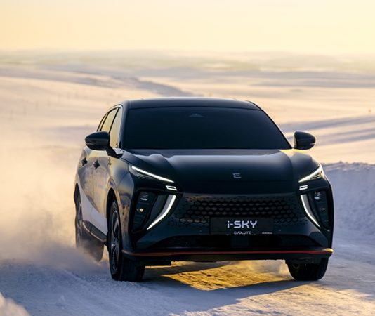 Представлен новый кроссовер Evolute