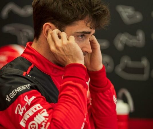 Шарль Леклер потеряет 10 позиций на старте Гран При Саудовской Аравии