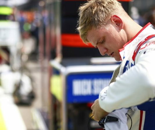 Штайнер – об увольнении Шумахера: Бесполезно пинать мёртвую лошадь