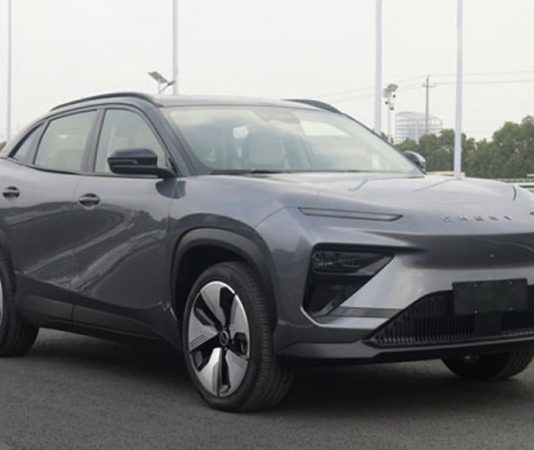 В Сети появились фото нового электромобиля Chery eQ7