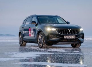 V — значит селфи. Тест-драйв электромобилей и гибридов Voyah