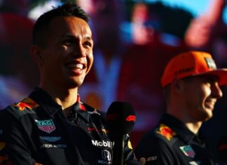 «Всё равно, что играть в Call of Duty с максимальной чувствительностью». Албон рассказал о работе с Ферстаппеном