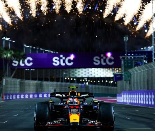 «Звонили нашим спонсорам и говорили, что Red Bull вредит их бренду»: Кристиан Хорнер — о реакции соперников на перерасход бюджета