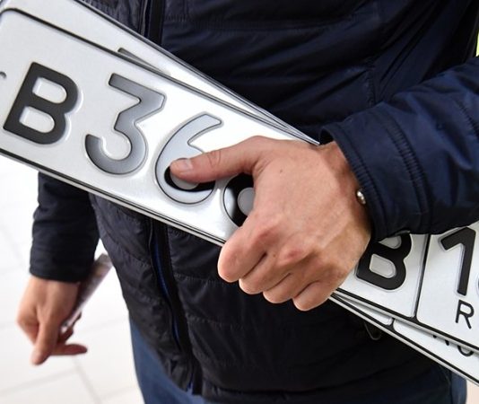 Автоэксперт оценил идею создания аукциона автомобильных номеров