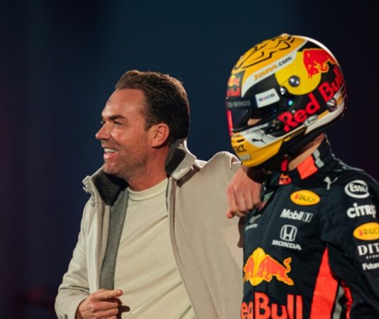 Бывший пилот Red Bull стал жертвой жестокого нападения в Амстердаме