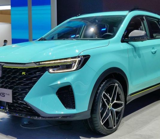 Дилеры привезут в Россию кроссовер Roewe RX5 Plus на замену Lexus NX