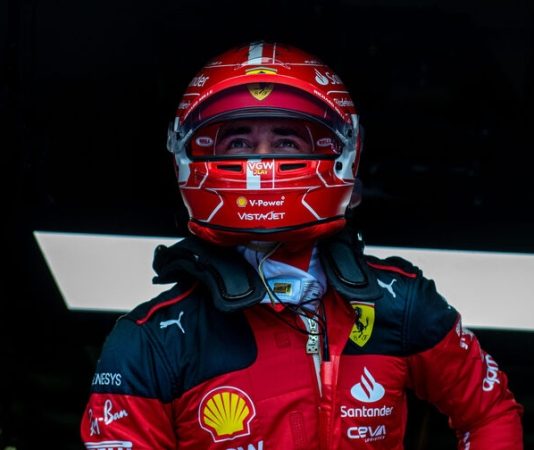 Эксперт: Руки прочь от Леклера, он не виноват в проблемах Ferrari