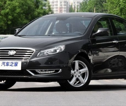 FAW начнет продавать в России седан В70 и кроссовер Т55