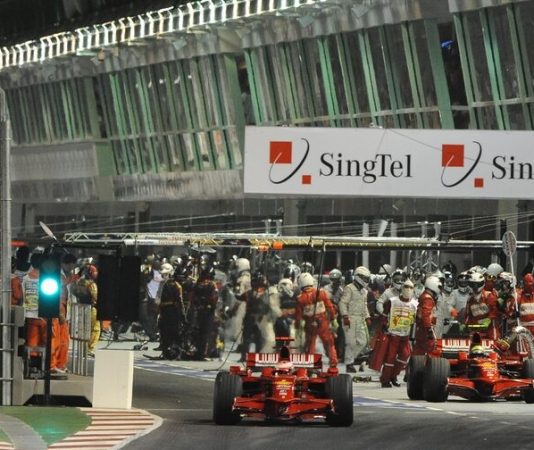 Фелипе Масса попробует отсудить титул чемпиона Формулы 1 2008 года