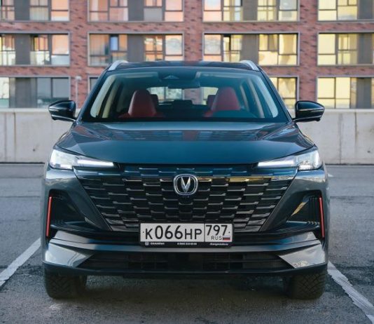 Французский заказ. Тест-драйв обновленного Changan CS55 Plus