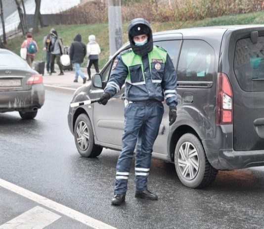 ГИБДД анонсировала «массовые проверки» водителей. Где будут останавливать