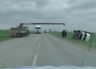 ГИБДД предупредила водителей об опасностях езды в шторм