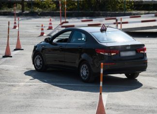 Гражданка подала в суд из-за неудачного экзамена по вождению