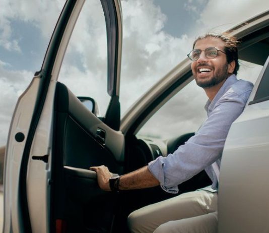 Как открыть дверь машины без ключа