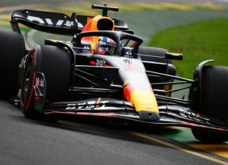 Макс Ферстаппен на поуле в Альберт-Парке, Серхио Перес – 20-й