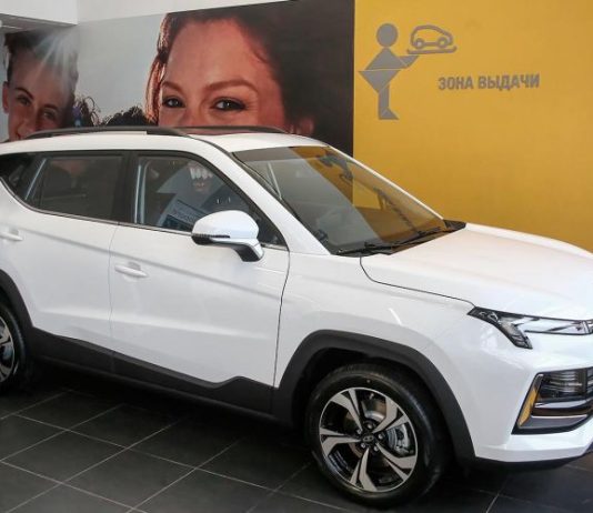 «Москвичи» начали продавать со скидками от производителя. Как сэкономить