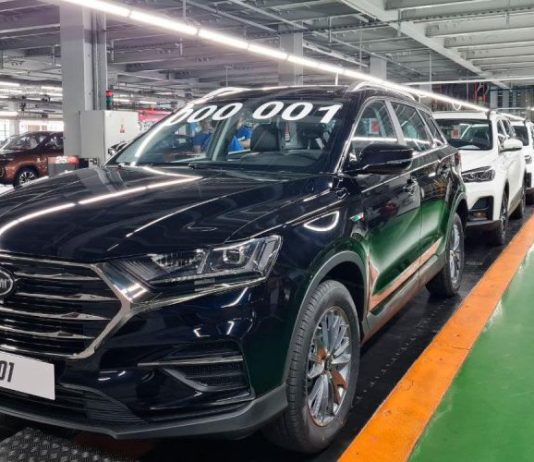 На «Автоторе» начали производство автомобилей нового бренда