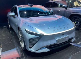 Новые седан и кроссовер Ехeed Exlantix начнут продавать в России