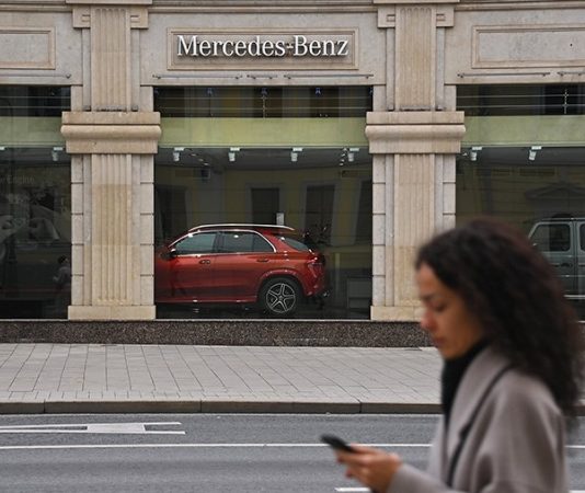 СМИ сообщили о «лазейке» Mercedes для возвращения на российский рынок