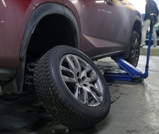 Вильфанд посоветовал москвичам переходить на летнюю резину после 10 апреля