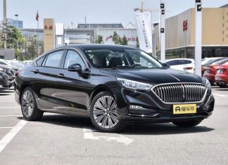 Дилер привез в Россию новый Hongqi H5 первого поколения