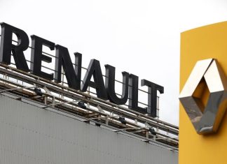 «Единственный рычаг — возврат в Россию». От Renault потребовали ₽8,5 млрд
