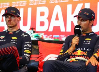 Хельмут Марко назвал два условия борьбы Ферстаппена и Переса