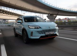 Китайский Skywell представил кроссовер HT-i для России. 4 важных факта