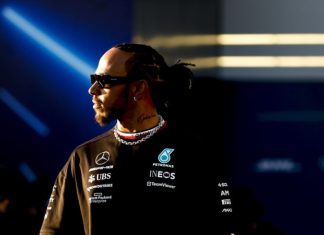 Льюис Хэмилтон назвал требование по новому контракту с Mercedes