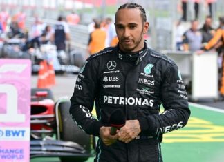 Mail Sport: Ferrari готова предложить Льюису Хэмилтону контракт на 40 миллионов