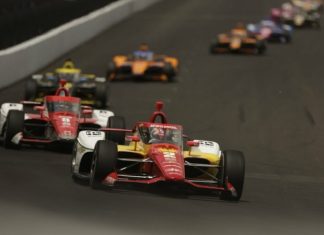 Ньюгарден лишил Эрикссона второй подряд победы в «500 миль Индианаполиса»