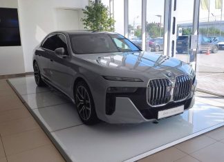 У дилеров кончаются ввезенные по низкому курсу машины. Что будет с ценами