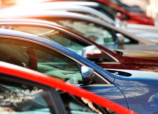 В марте количество регистраций новых машин в Москве выросло в 1,4 раза