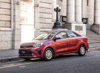 Замена Solaris и необычная Kia. У дилеров появились новые автомобили