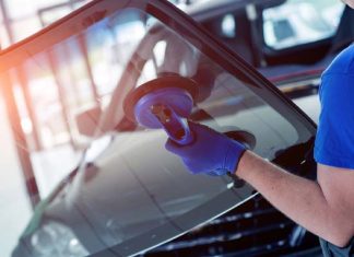 Замена автостекол для грузовиков: когда и как правильно подобрать?