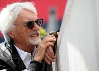 Экклстоун обвинил Штайнера в испорченной репутации Мика Шумахера