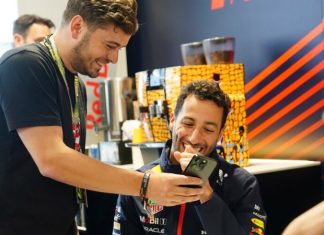 «Какой идиот придумал эту трансляцию?» Дебют Риккардо на ТВ обернулся провалом