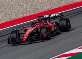 Команда Ferrari не нашла причину загадочной проблемы с машиной Шарля Леклера