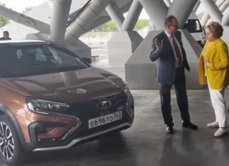 Матвиенко удивилась отсутствию автоматической коробки у Lada Vesta
