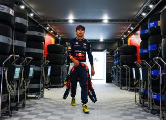 Место Серхио Переса в Red Bull под угрозой? Ответил Хельмут Марко
