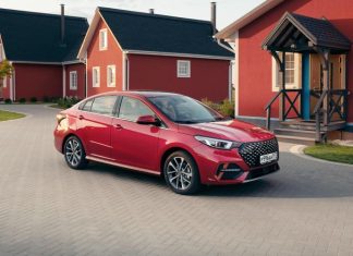 Наконец-то седан! Тест-драйв Omoda S5