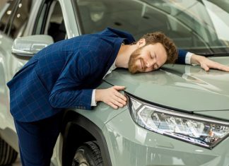 По госпрограмме предложили продавать машины за ₽3 млн руб. Подробности