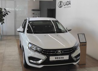 «Ситуация неприемлема». АвтоВАЗ признал завышение дилерами цен на Vesta